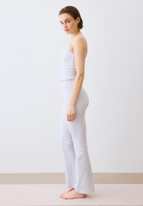 H&M - Flared yoga leggings with softmove? - lilac