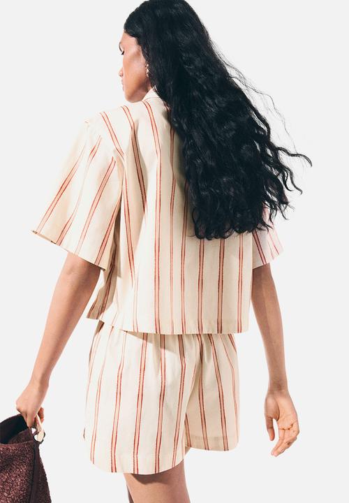 H&M - Patterned poplin shorts - light beige/striped