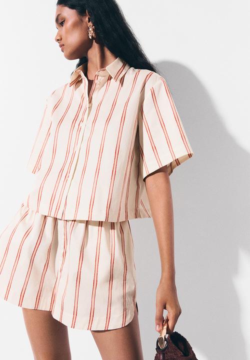 H&M - Patterned poplin shorts - light beige/striped