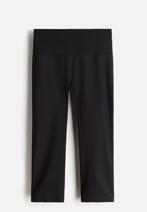 H&M - Capri leggings with sculptmove™ - black