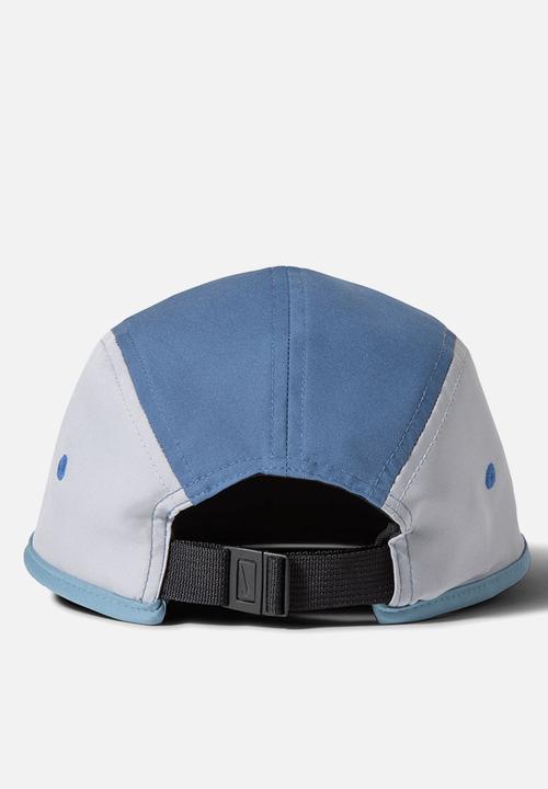 Nike - Nike Fly Dri-FIT Unstructured Swoosh Cap - Smokey Blue