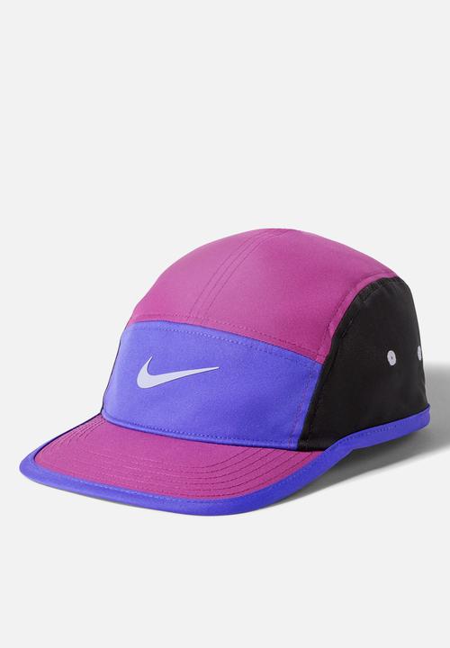 Nike - Nike Fly Dri-FIT Unstructured Swoosh Cap - Persian Violet