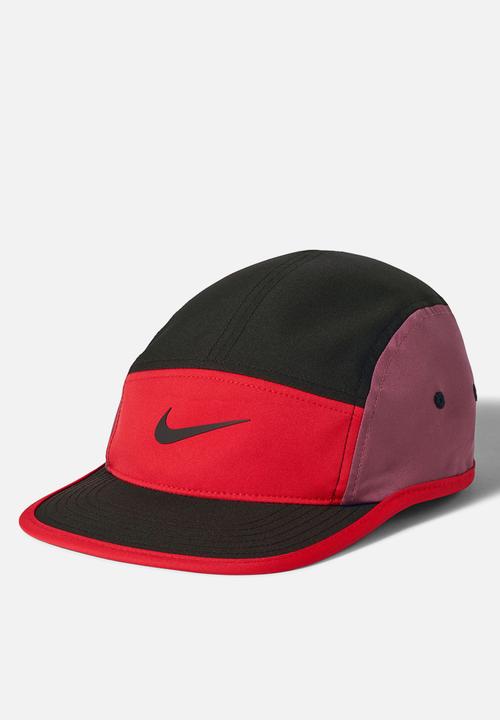 Nike - Nike Fly Dri-FIT Unstructured Swoosh Cap - Light Crimson