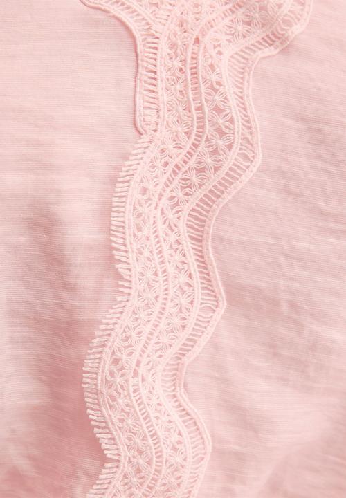 Forever New - Maeve lace tie top in primrose pink co-ord