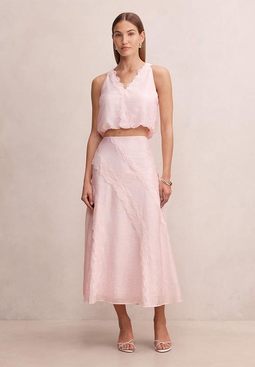 Forever New - Maeve lace tie top in primrose pink co-ord