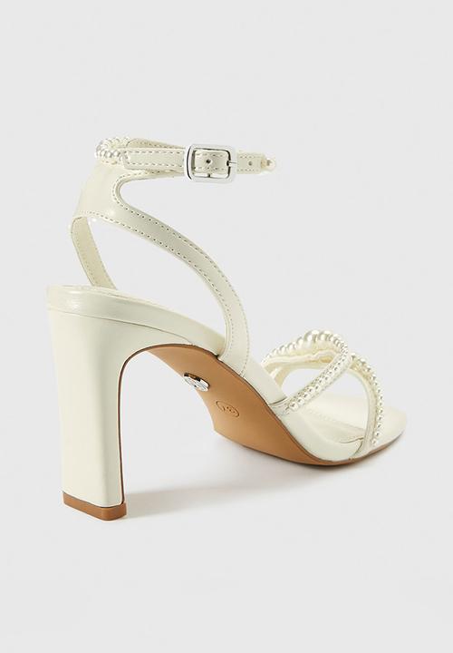 Forever New - Leighton pearl trim strappy heel in ivory