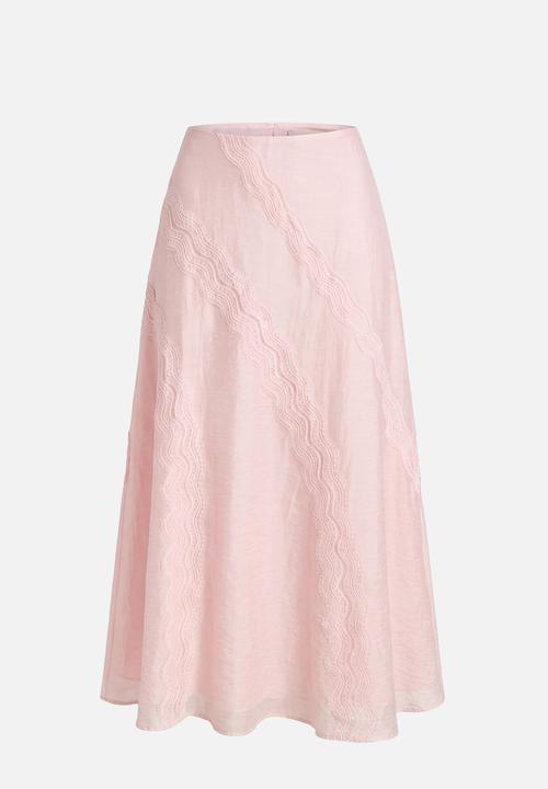 Forever New - Maeve lace detail skirt in primrose pink co-ord