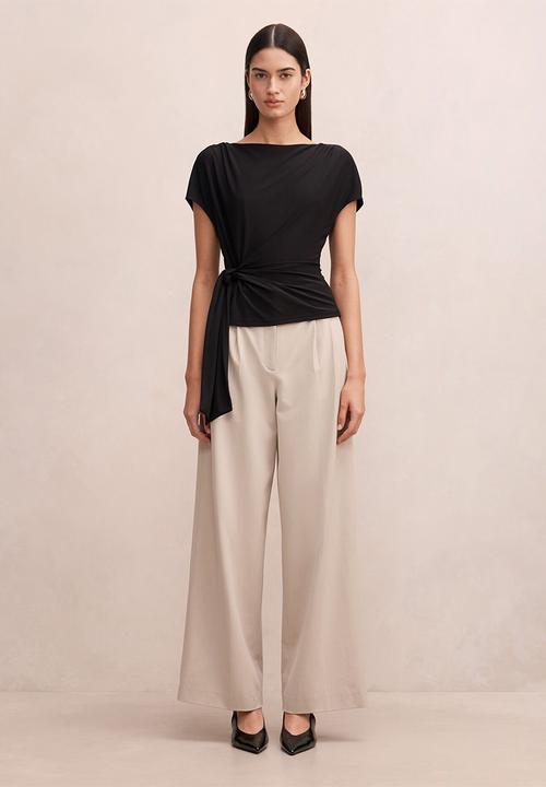 Forever New - Celine tie detail top in black