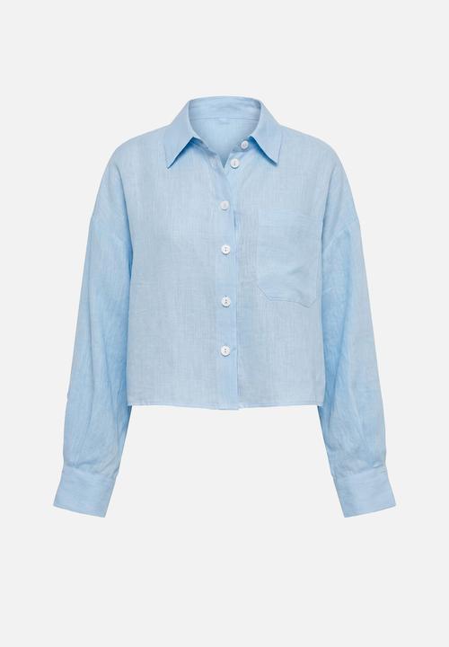 Forever New - Bowie cropped shirt in soft blue