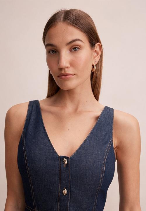 Forever New - Anna v neck chambray midi dress in dark indigo chambray