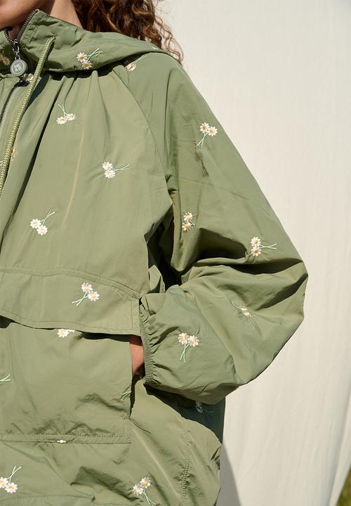 Me&B - Element Jacket in Embroidered Fatigue - Dark Green
