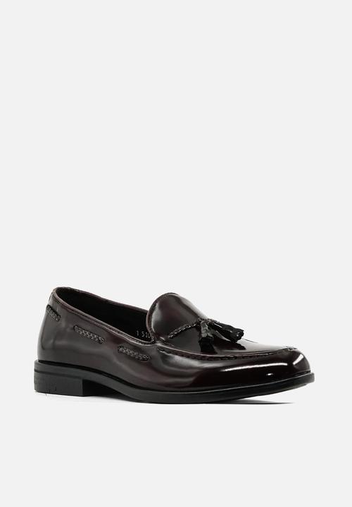 PC - Hi Shine Tassel Slip on - Burgundy