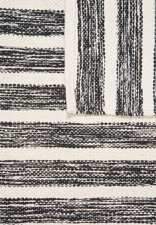 Sixth Floor - Sekani rug