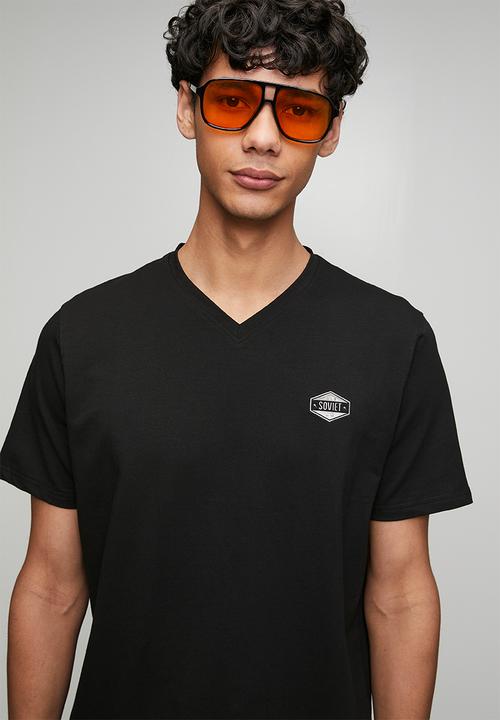 SOVIET - V-Neck Fashion T-Shirt - Black