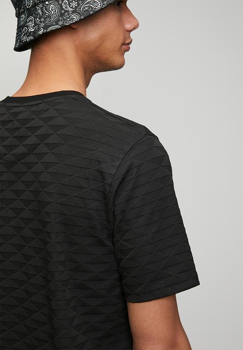 SOVIET - Crew Neck Box Fit Tee-Black