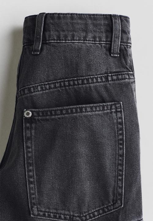 H&M - Cargo denim shorts - black