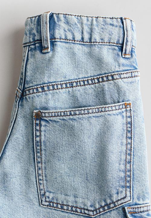 H&M - Cargo denim shorts - light denim blue