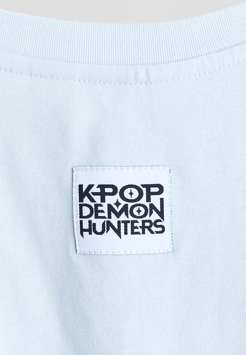 H&M - Printed t-shirt - light blue/kpop demon hunters