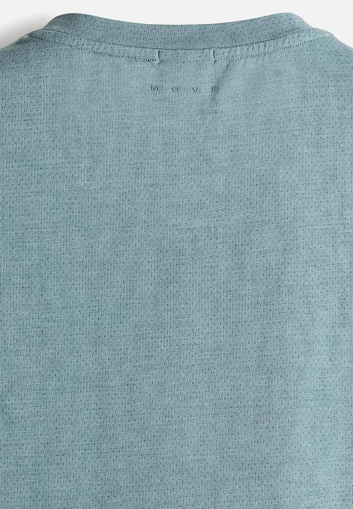 H&M - Regular fit sports vest top with drymove™ - dusty teal