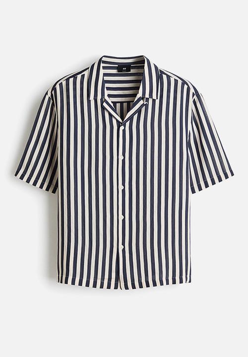 H&M - Relaxed fit resort shirt - navy blue/striped