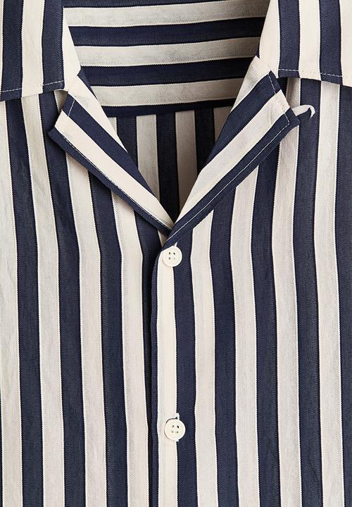 H&M - Relaxed fit resort shirt - navy blue/striped