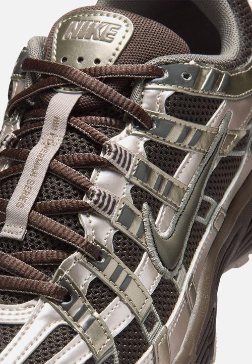 Nike - Nike P-6000