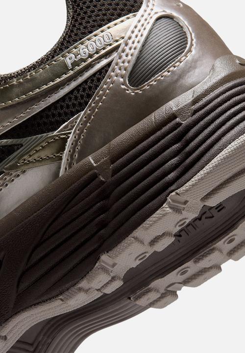 Nike - Nike P-6000