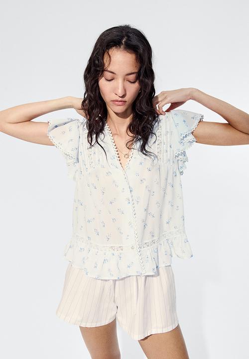 H&M - Lace-inset blouse - light blue/floral