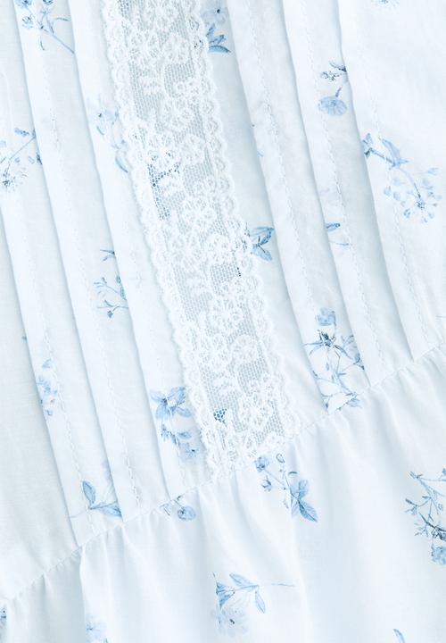 H&M - Lace-inset blouse - light blue/floral