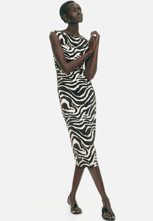 H&M - Cap-sleeved dress - cream/zebra print