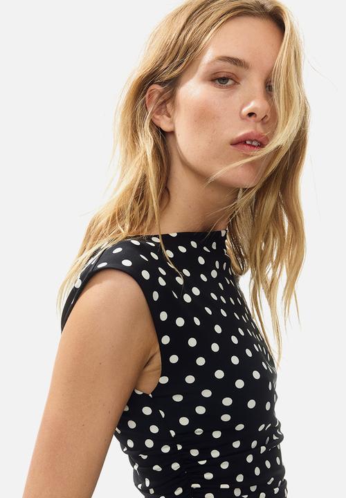 H&M - Cap-sleeved dress - black/spotted