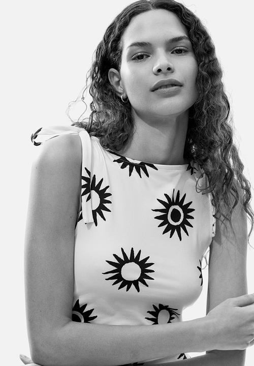 H&M - Tie-strap mini dress - light beige/sunbursts