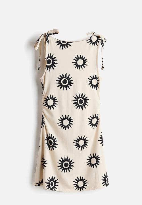 H&M - Tie-strap mini dress - light beige/sunbursts