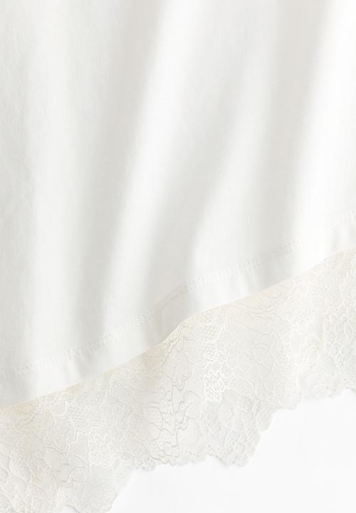 H&M - Asymmetric lace-trimmed t-shirt - white