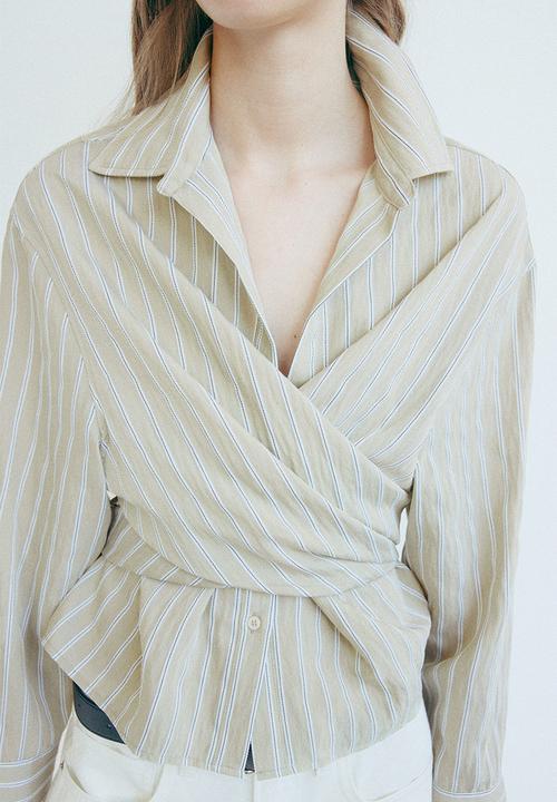 H&M - Tie-detail blouse - light beige/striped
