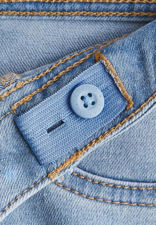 H&M - Denim shorts - light denim blue