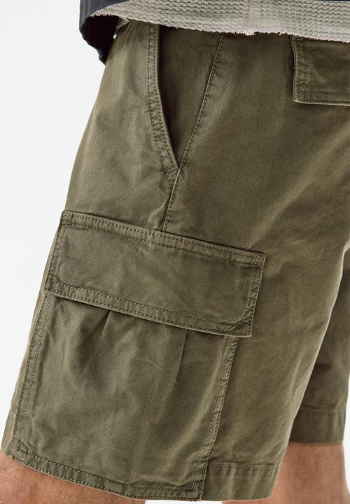 H&M - Relaxed fit cargo shorts - khaki green
