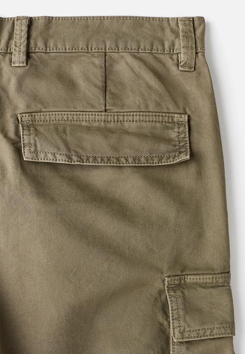 H&M - Relaxed fit cargo shorts - khaki green