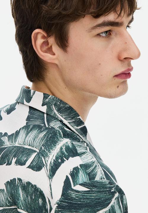 H&M - Regular fit resort shirt - white/plants