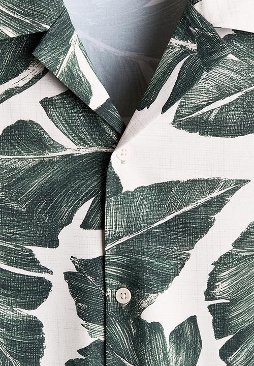 H&M - Regular fit resort shirt - white/plants