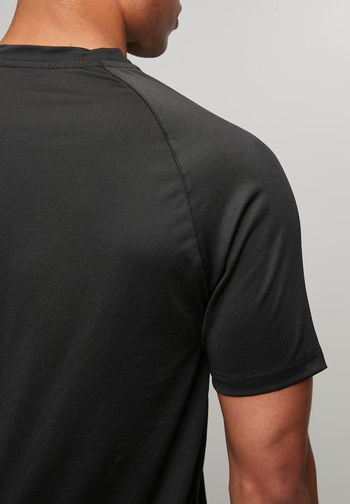 POLO - Mens sport short sleeve tech tee - black