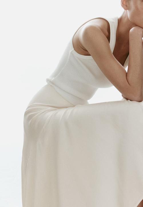 H&M - Asymmetric Viscose Skirt - cream