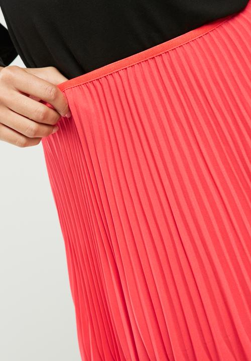 Vero Moda - Luna pleated midi skirt