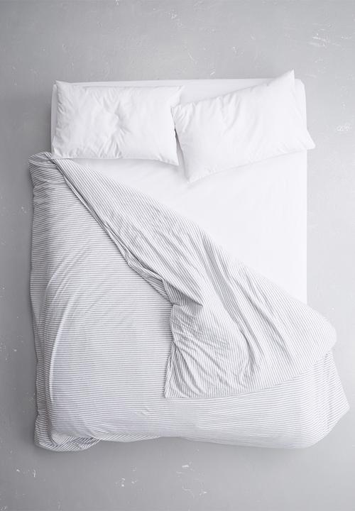 Sixth Floor - Polycotton fitted sheet - white