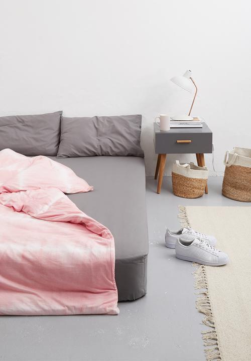 Sixth Floor - Polycotton fitted sheet - grey