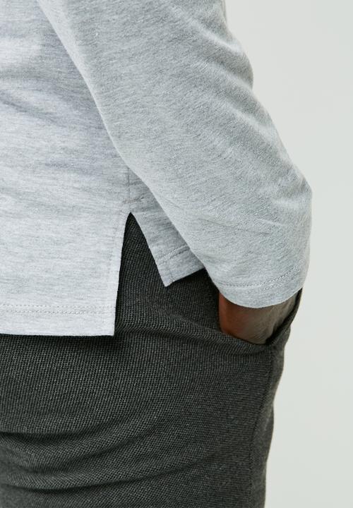 basicthread - Basic tail crew neck tee