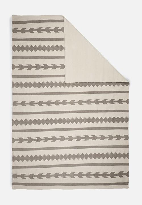 Sixth Floor - Kanza printed rug - grey
