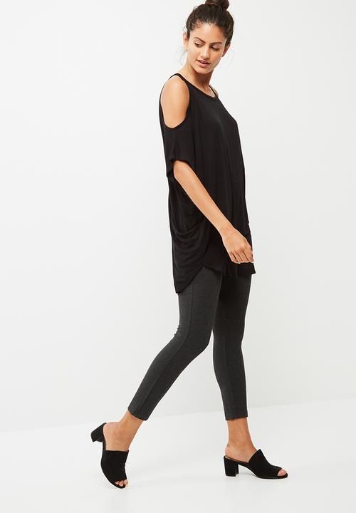 dailyfriday - Cold shoulder wrap back top