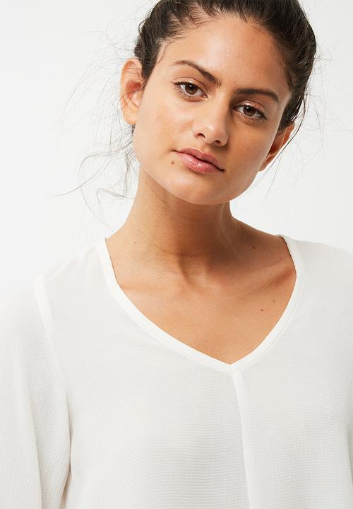 dailyfriday - Bell sleeve blouse