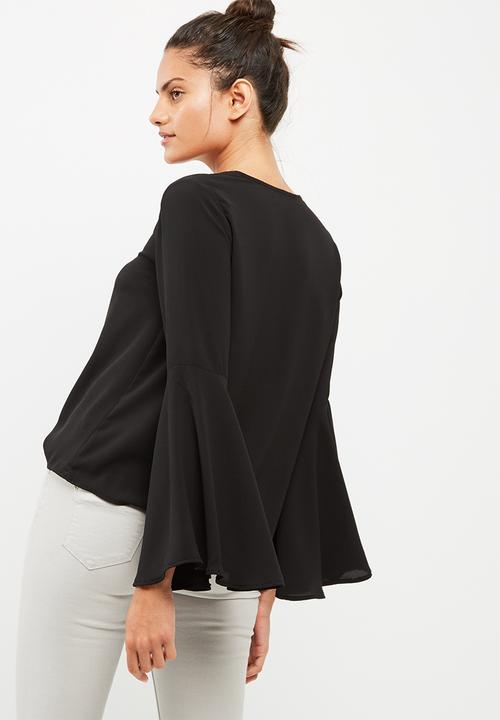 dailyfriday - Bell sleeve blouse